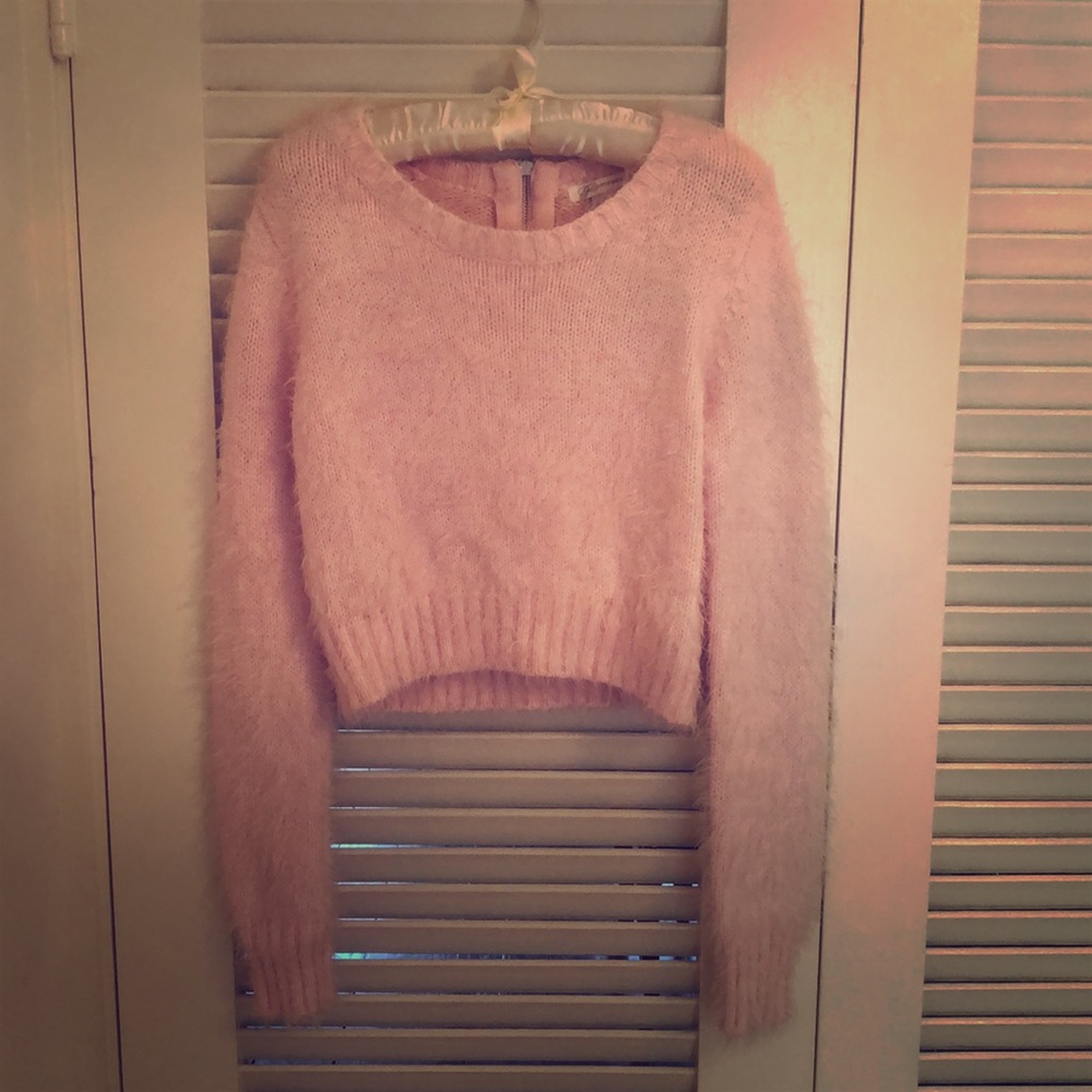 Fuzzy cropped sweater